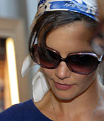 katie-holmes-leaving-from-all-my-sons-performance