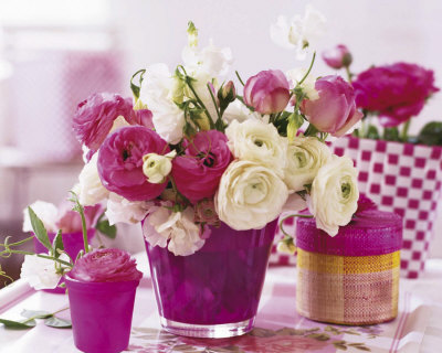 table-with-roses